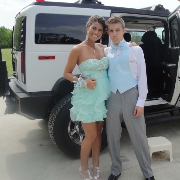 Windsor Dresses & Skirts - Formal/ prom dress